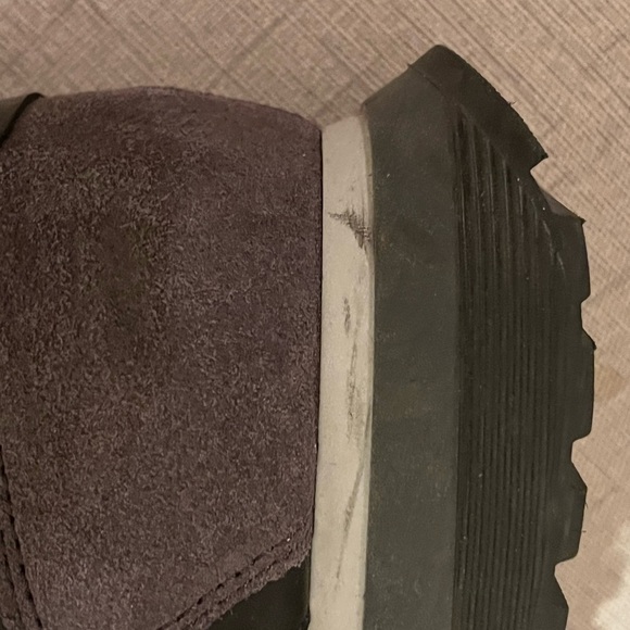 Gabor Hollywell- UK- Black and Dark Gray Sneakers, size 7.5 - Picture 6 of 9